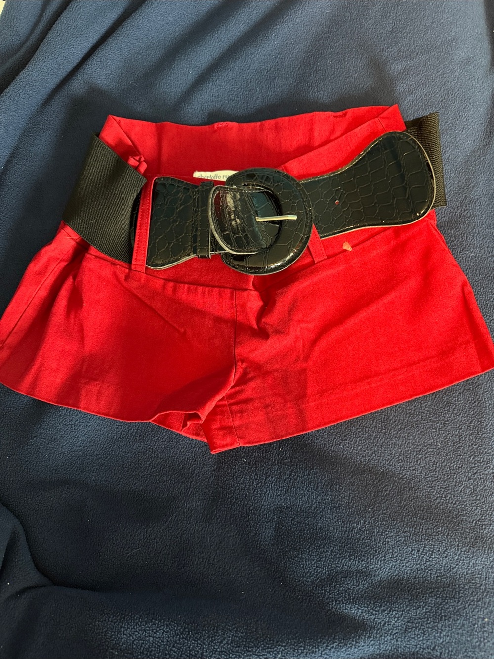 Juniors short Shorts with Wide Black Croc-Effect Belt
